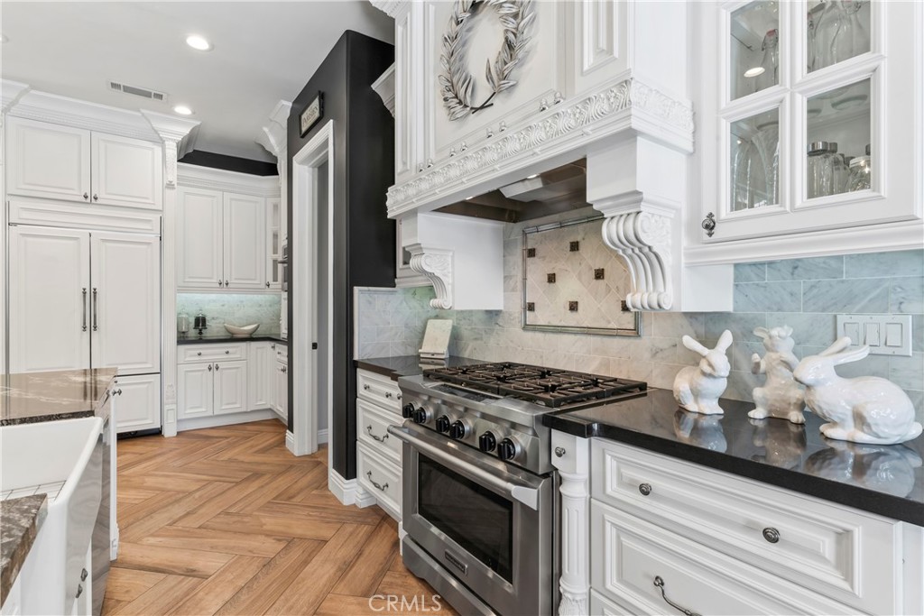 22174 Lynx Court