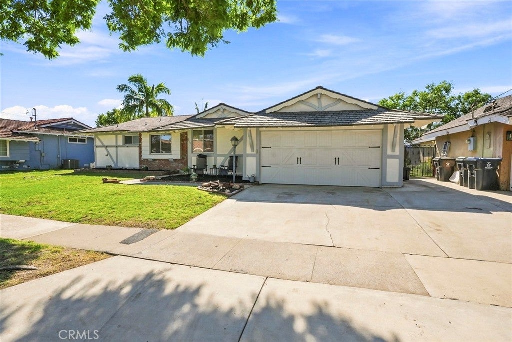 2612 Townley