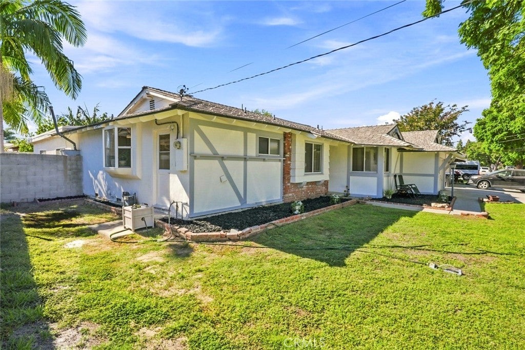 2612 Townley