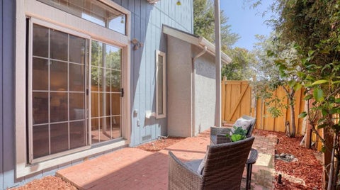 Tiny photo for 10 Arch Street, Redwood City, CA 94062 (MLS # ML82049901)