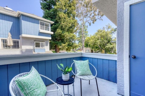 Tiny photo for 10 Arch Street, Redwood City, CA 94062 (MLS # ML82049901)