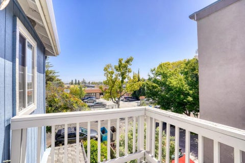 Tiny photo for 10 Arch Street, Redwood City, CA 94062 (MLS # ML82049901)