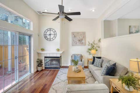 Tiny photo for 10 Arch Street, Redwood City, CA 94062 (MLS # ML82049901)
