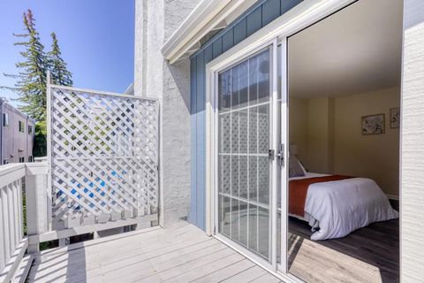 Tiny photo for 10 Arch Street, Redwood City, CA 94062 (MLS # ML82049901)