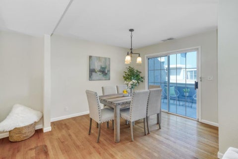 Tiny photo for 10 Arch Street, Redwood City, CA 94062 (MLS # ML82049901)