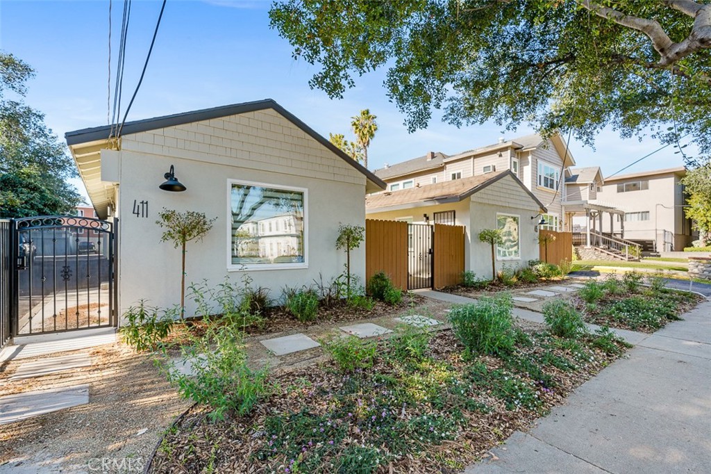 Highly Desirable Single Story 10-units near Old Town Pasadena, Very Attractive Return w/ 5.25% Current CAP Rate, Excellent Location, Large lot size, Secured Entrance with Private Patio, Almost All Units are Fully Upgraded. 411-417 N Euclid Ave, a very attractive 10-unit Single-story apartment investment, only several blocks north of Old Town Pasadena. This offering provides a very attractive going-in ACTUAL CAP Rate of 5.25% providing consistent and stable cash flow for a savvy investor. The property is a 10-unit single story modern style apartment, and offers strategic location near the Old Town Pasadena, and Rose Bowl area.
It was built in 1950 and has been completely renovated with permits in 2022-2023. It consists of 3 single-story buildings and situated on a large ±11,627sf R3 lot. The property has been completely renovated with permits (9 out of 10 units are fully upgraded), and offers an efficient mix of nine 1bedrooms, and one studio unit. Each unit is unique because it has a vaulted ceiling layout with most units having their own private patio.
All the upgraded units have undergone a top-to-bottom renovation with full electrical and plumbing upgrades (plumbing upgrade in unit), new high durability wood vinyl and tile flooring in bathroom, new windows throughout, in-unit combo washer/dryer, state of the art mini-split HVAC systems, new kitchen with quartz kitchen countertop and new kitchen cabinets and stainless-steel kitchen appliances (gas range, dishwasher, and refrigerator), and new bathrooms with new vanities, toilets, bathtubs, and name brand fixtures.
The property has a shared driveway with 405 N Euclid (5-unit next door – also for sale). Parking is provided by 10 open space parking (some are tandem) – no parking soft story retrofit is required. The property does not have any balcony, so it does not require any SB721 inspection. The exterior upgrades include a new entry gate, new parking gate, new exterior paint and signage, completely redone landscaping, updated electrical, and much more!
The property is in the highly desirable area of Pasadena just several blocks north of Old Town Pasadena. It is situated on a quiet tree-lined street and within minutes from the Gold Line and numerous additional shopping and dining options on Colorado Boulevard and Lake Avenue. Near Pasadena’s historic City Hall, it sits just minutes from the California Institute of Technology, PCC, etc.