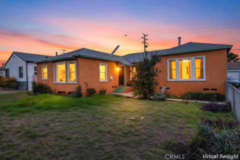 Photo of 9132 Crenshaw Boulevard, Inglewood, CA 90305 (MLS # OC25257002)