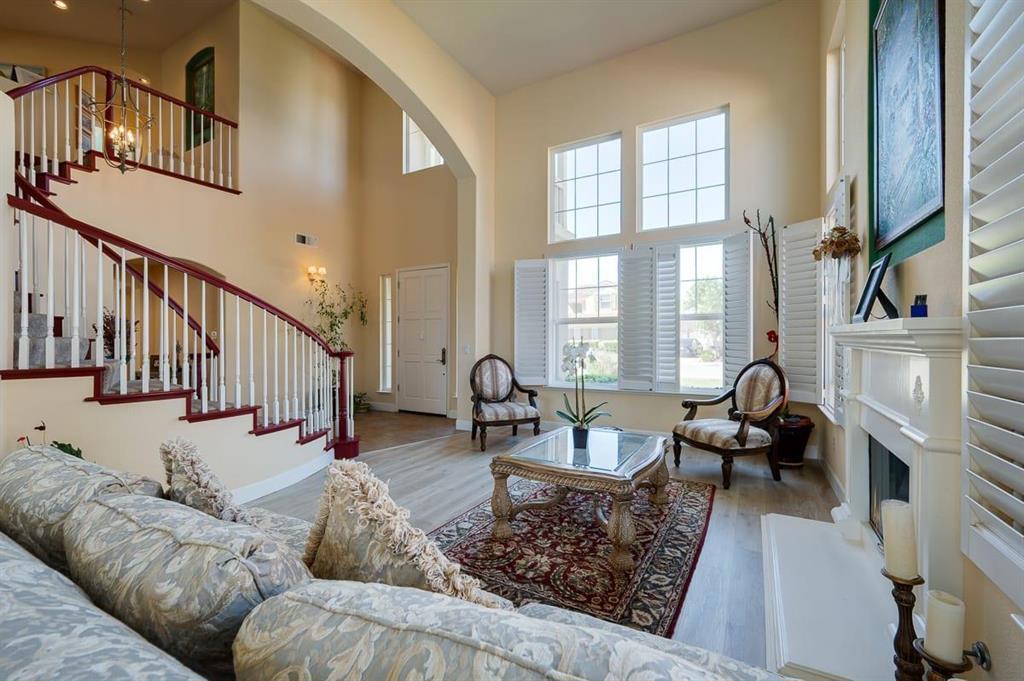 19122 Legend Court