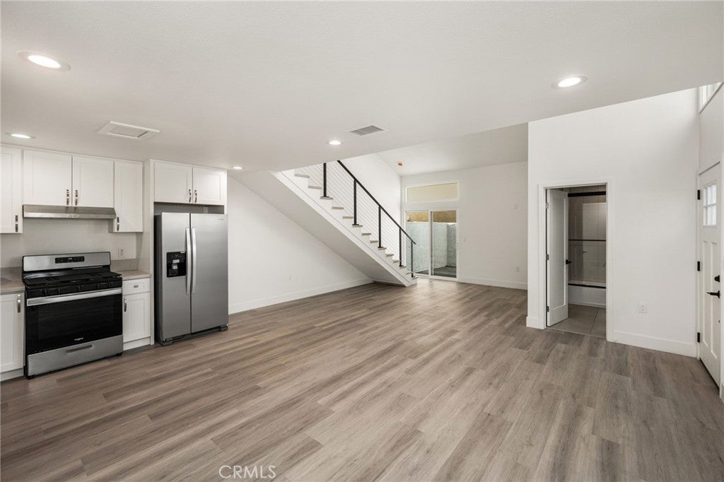 4981 Pearce, Huntington Beach CA 92649 - Photo 36