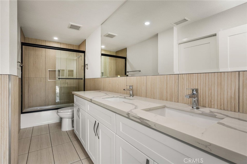 4981 Pearce, Huntington Beach CA 92649 - Photo 25