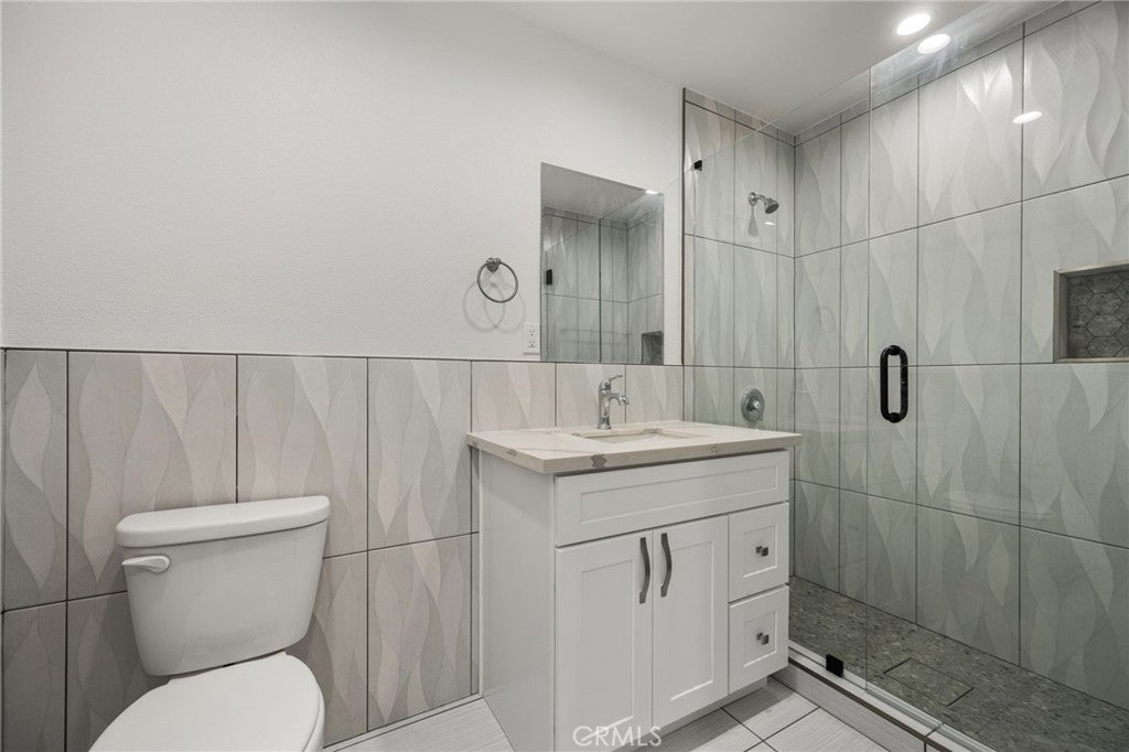 4981 Pearce, Huntington Beach CA 92649 - Photo 15