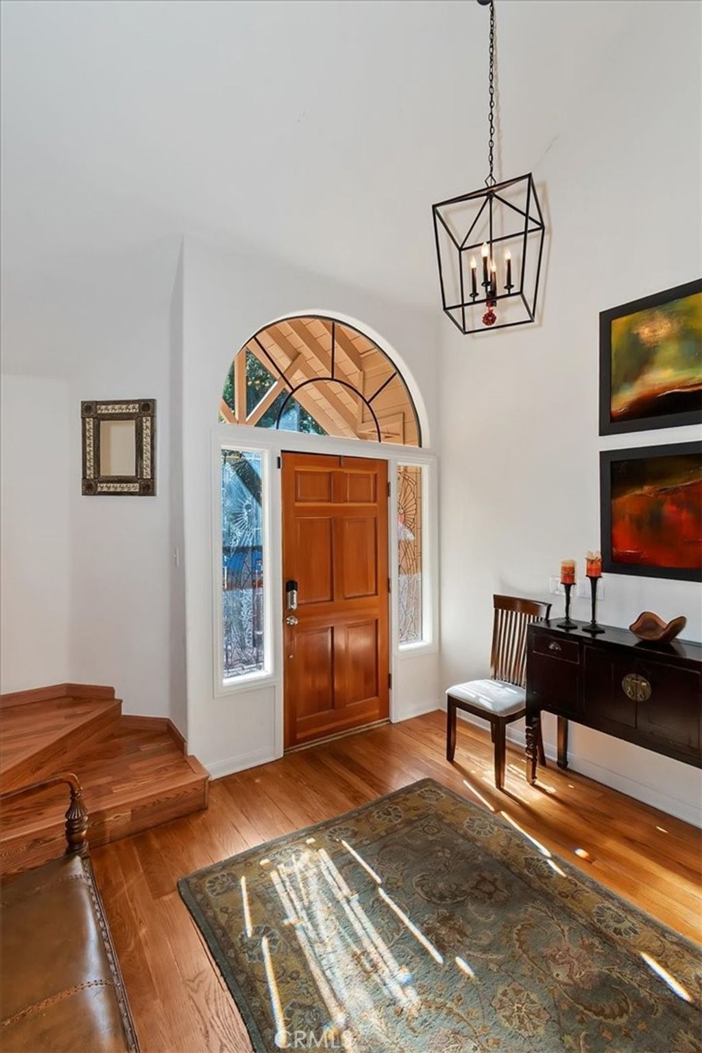 Photo of 27162 Peninsula Drive, Lake Arrowhead, CA 92352 (MLS # IG25266585)