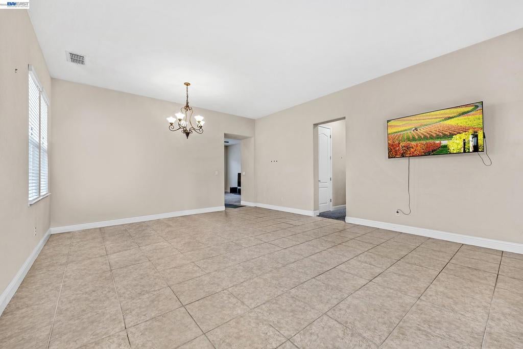1325 Beaver Creek Dr