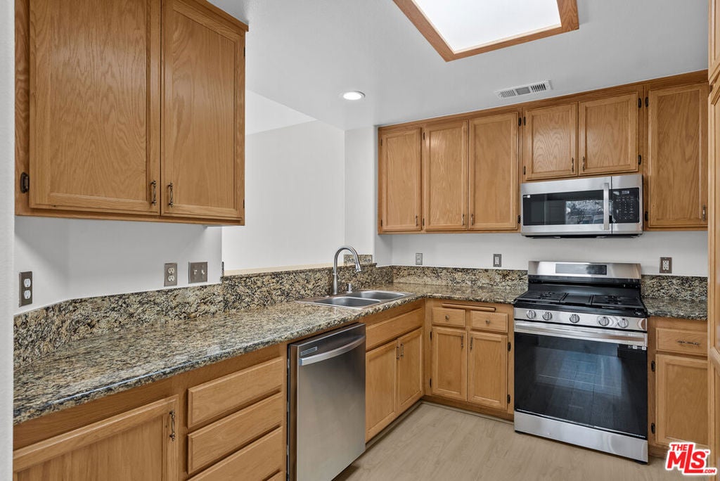 28987 Oak Springs Canyon Road 17