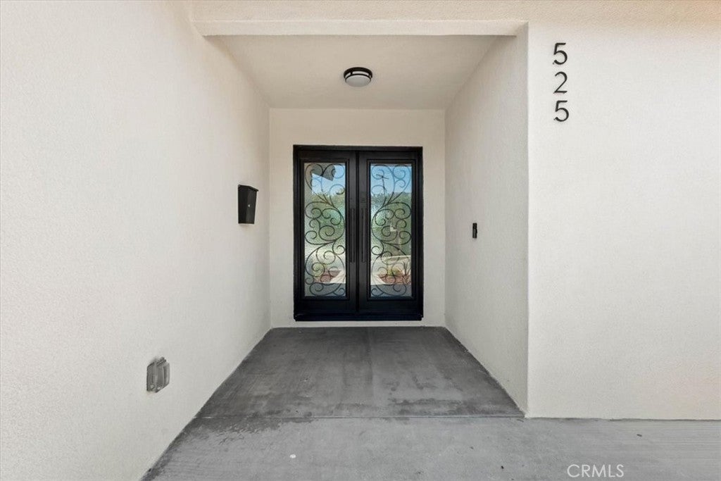 525 Fountain Springs