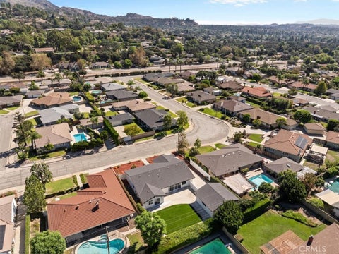 Photo of 525 Fountain Springs LN, Glendora, CA 91741 (MLS # CV26219021)