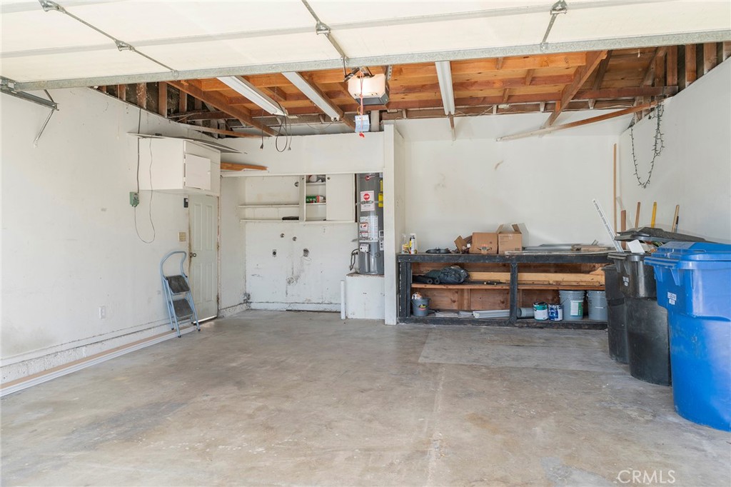 California Tract - Residential Lease