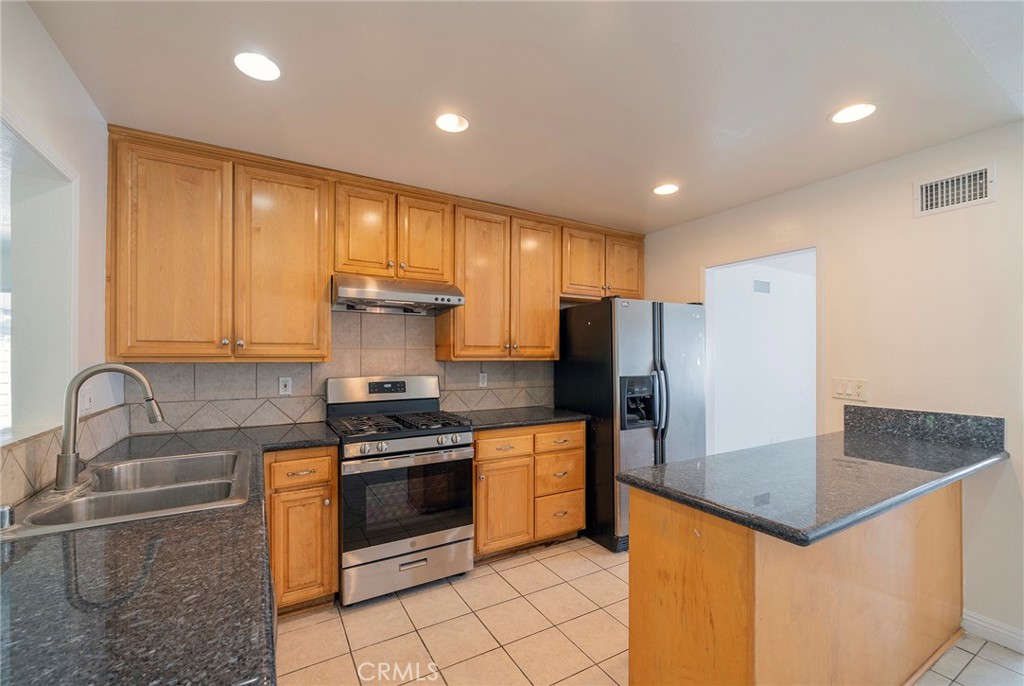 California Tract - Residential Lease