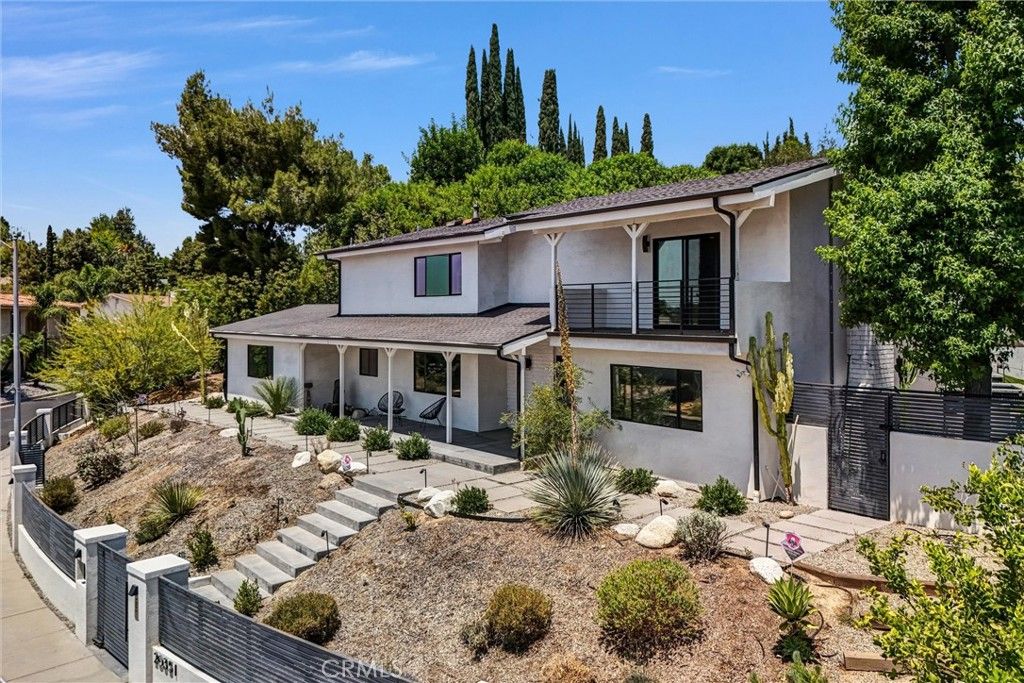 Photo of 20351 Alerion Place, Woodland Hills, CA 91364 (MLS # OC25156039)