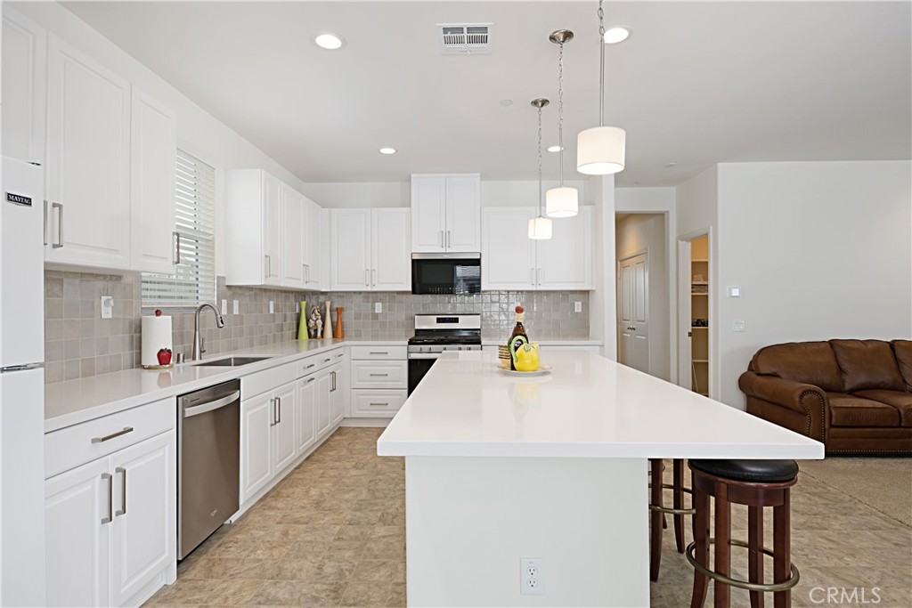 36225 Beacon Light Way