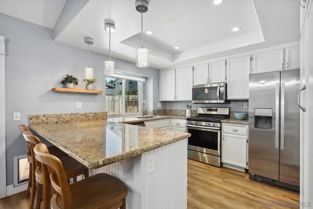 1683 Mustang Way