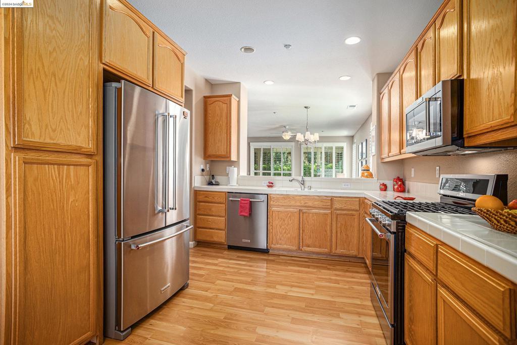 SUMMERSET 4 - Residential