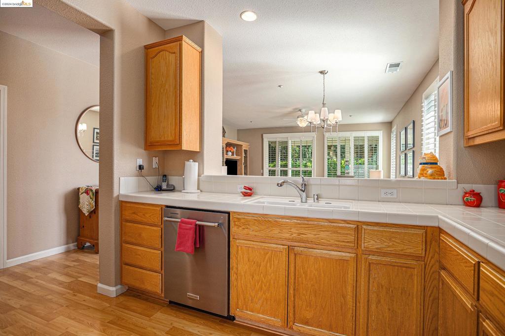 SUMMERSET 4 - Residential