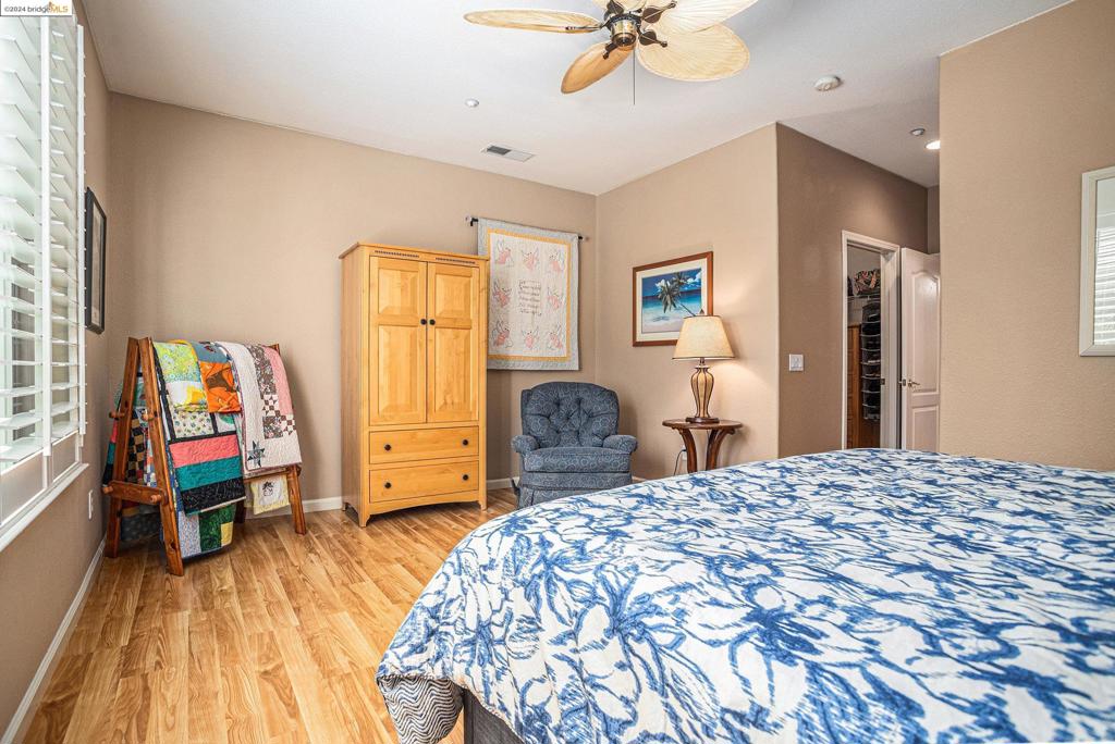 SUMMERSET 4 - Residential