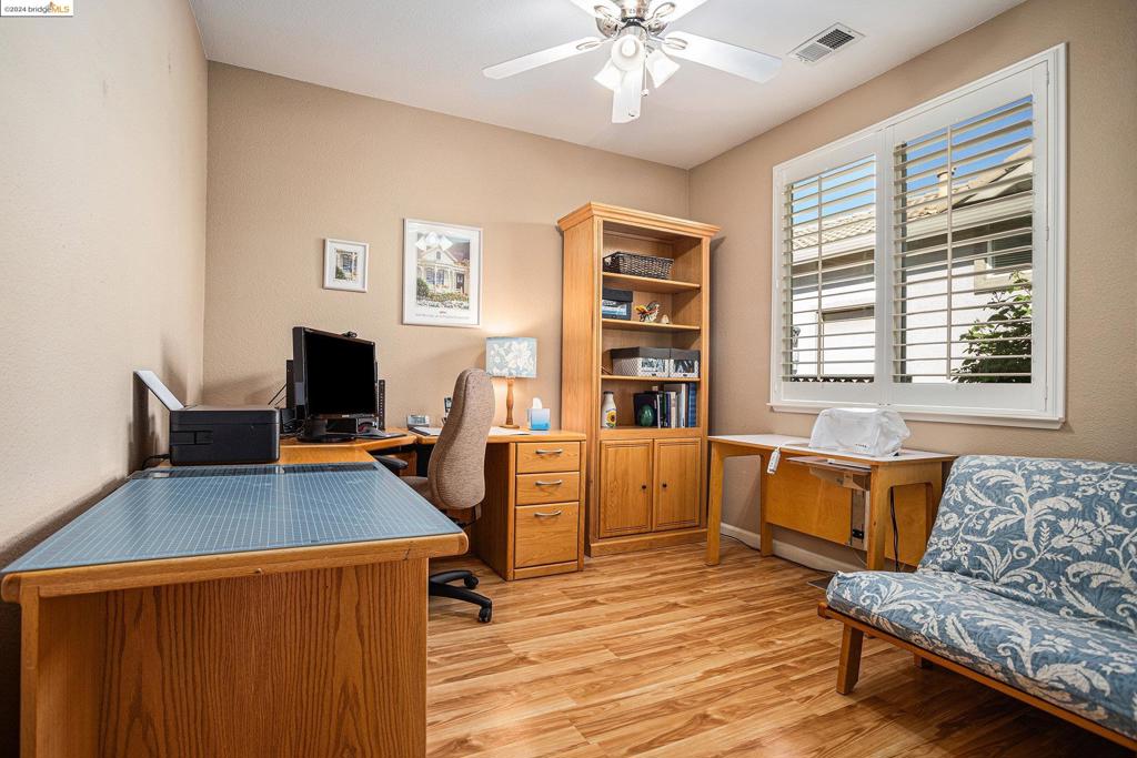 SUMMERSET 4 - Residential