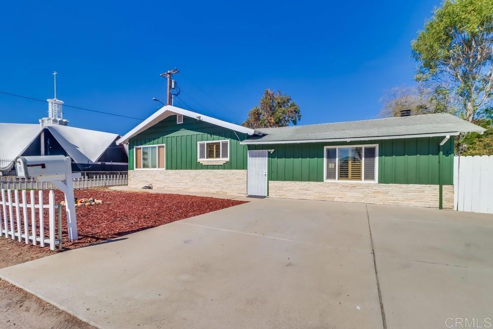 7406 Roosevelt Avenue