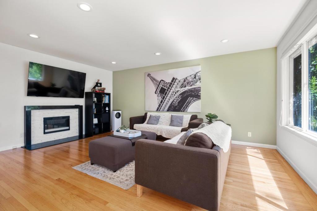 54 Sunview Drive