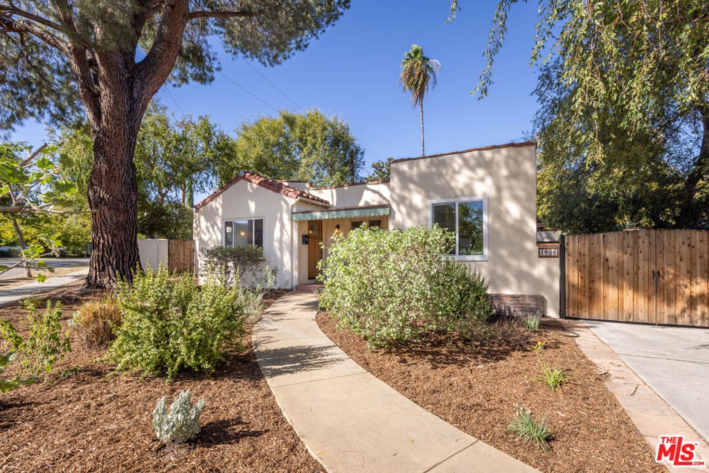 1406 Bellford Avenue