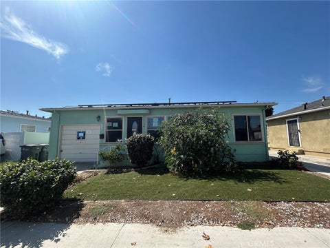 Photo of 2736 E Jackson St, Carson, CA 90810 (MLS # CV26225504)
