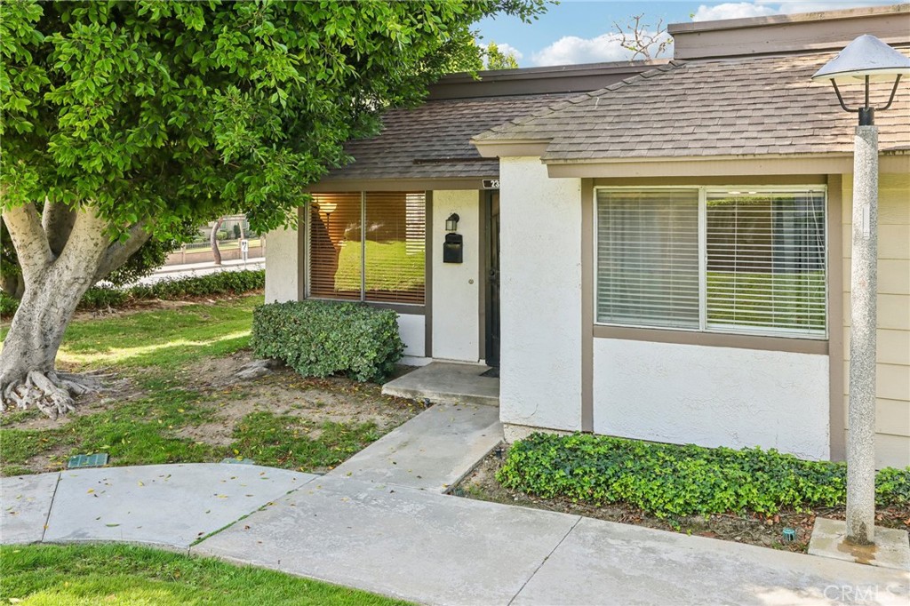 2334 Canyon Park