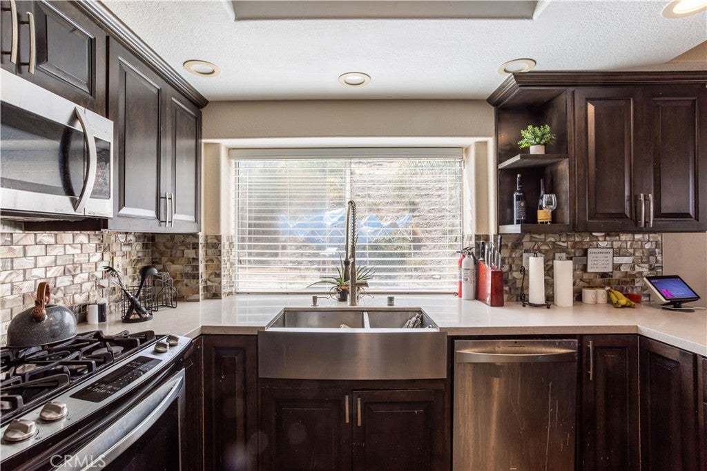 14433 Maplewood