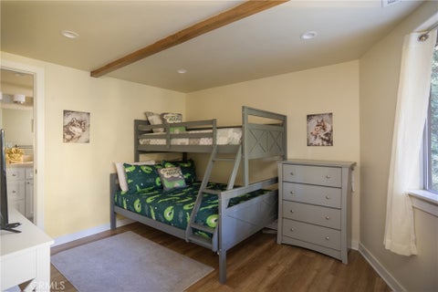 Tiny photo for 517 Brentwood DR, Lake Arrowhead, CA 92352 (MLS # IG26225400)