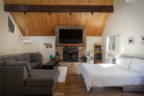Tiny photo for 517 Brentwood DR, Lake Arrowhead, CA 92352 (MLS # IG26225400)
