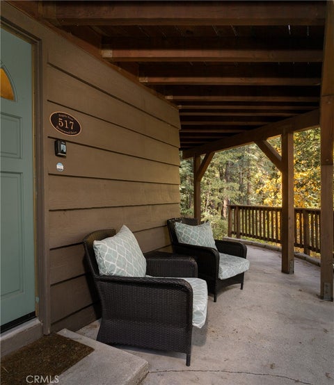 Tiny photo for 517 Brentwood DR, Lake Arrowhead, CA 92352 (MLS # IG26225400)