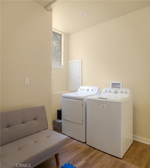 Tiny photo for 517 Brentwood DR, Lake Arrowhead, CA 92352 (MLS # IG26225400)