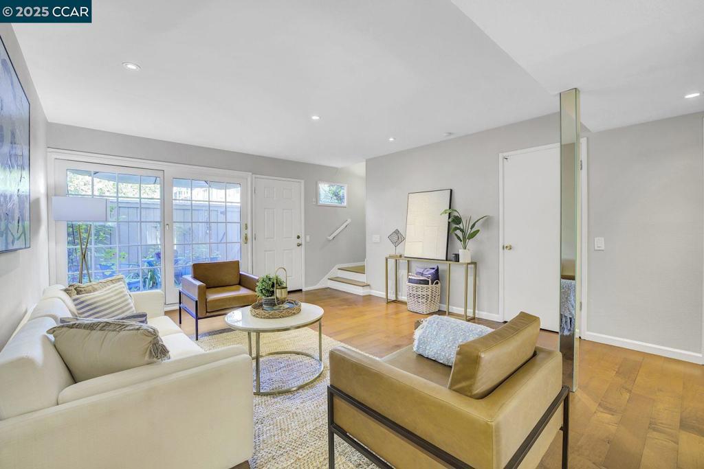 MORAGA MANOR - Residential
