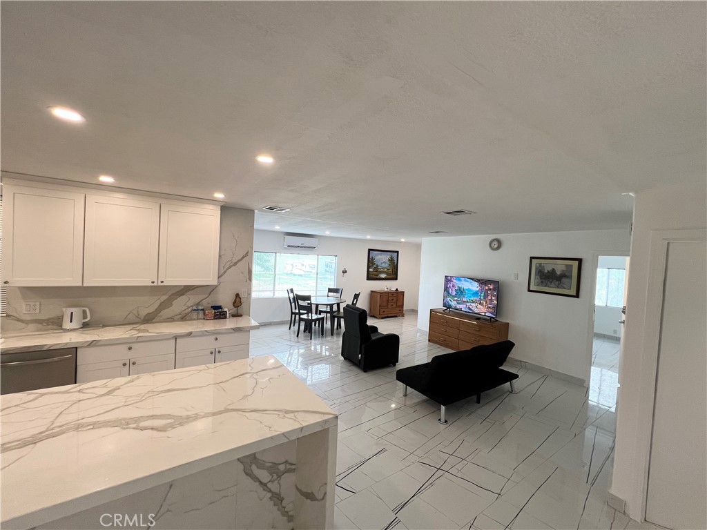33761 Leon Rd
