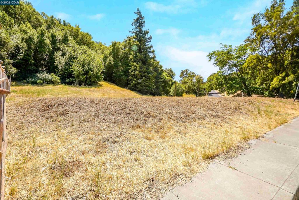 Properties 4 3300 Pinole Valley Rd