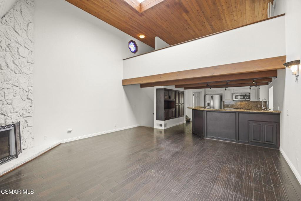 300 Melrose Drive