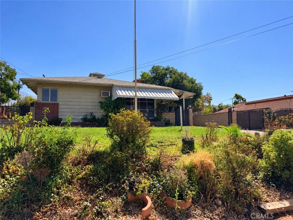 11651 Vista