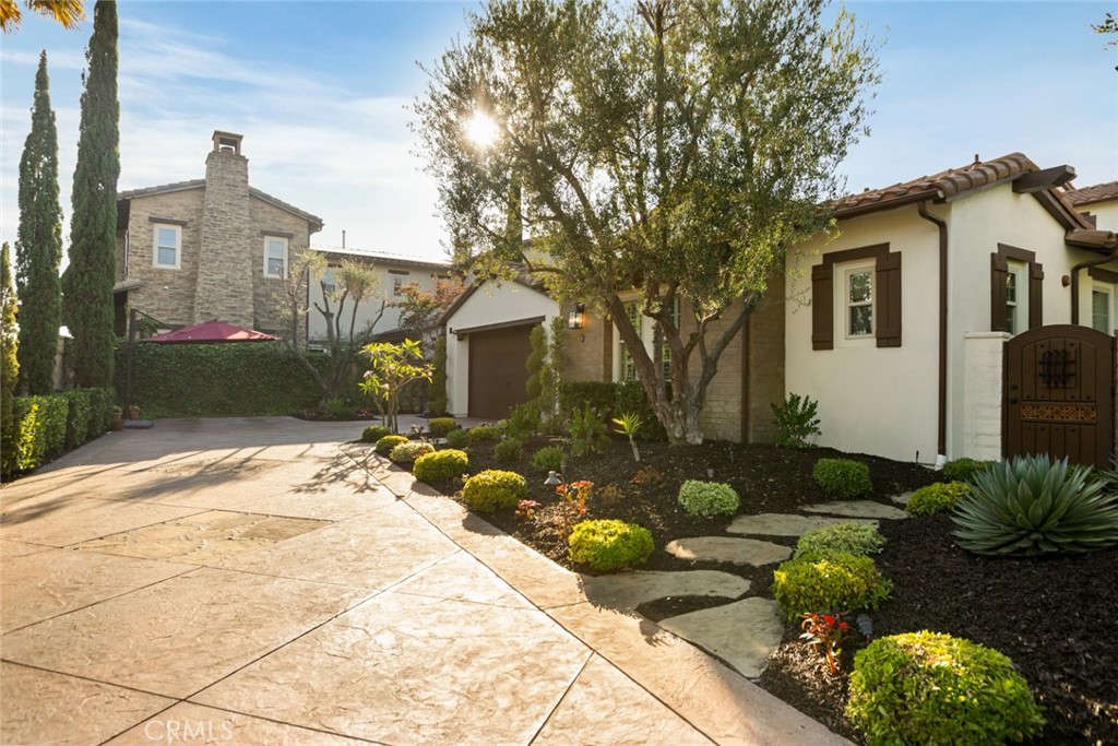3 Kent Court