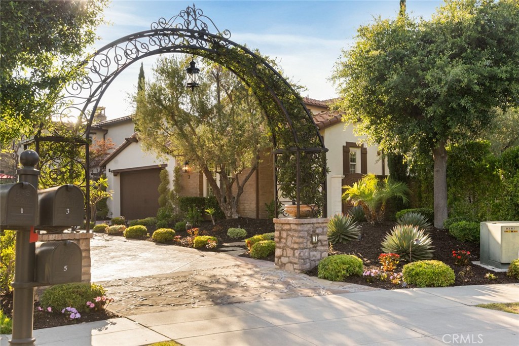 3 Kent Court