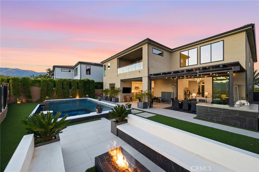 20556 W Wisteria Court