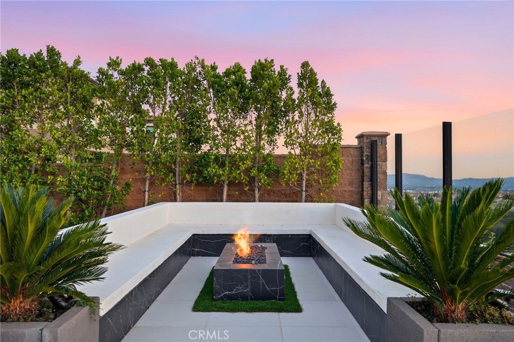 20556 W Wisteria Court