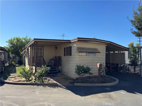 Photo of 1380 N Citrus Ave AVE #B3, Covina, CA 91722 (MLS # PW26228134)