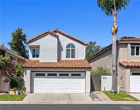Photo of 1947 Sundance Ln, Costa Mesa, CA 92627 (MLS # OC25243366) Photo of 1947 Sundance Ln, Costa Mesa, CA 92627 (MLS # OC25243366)